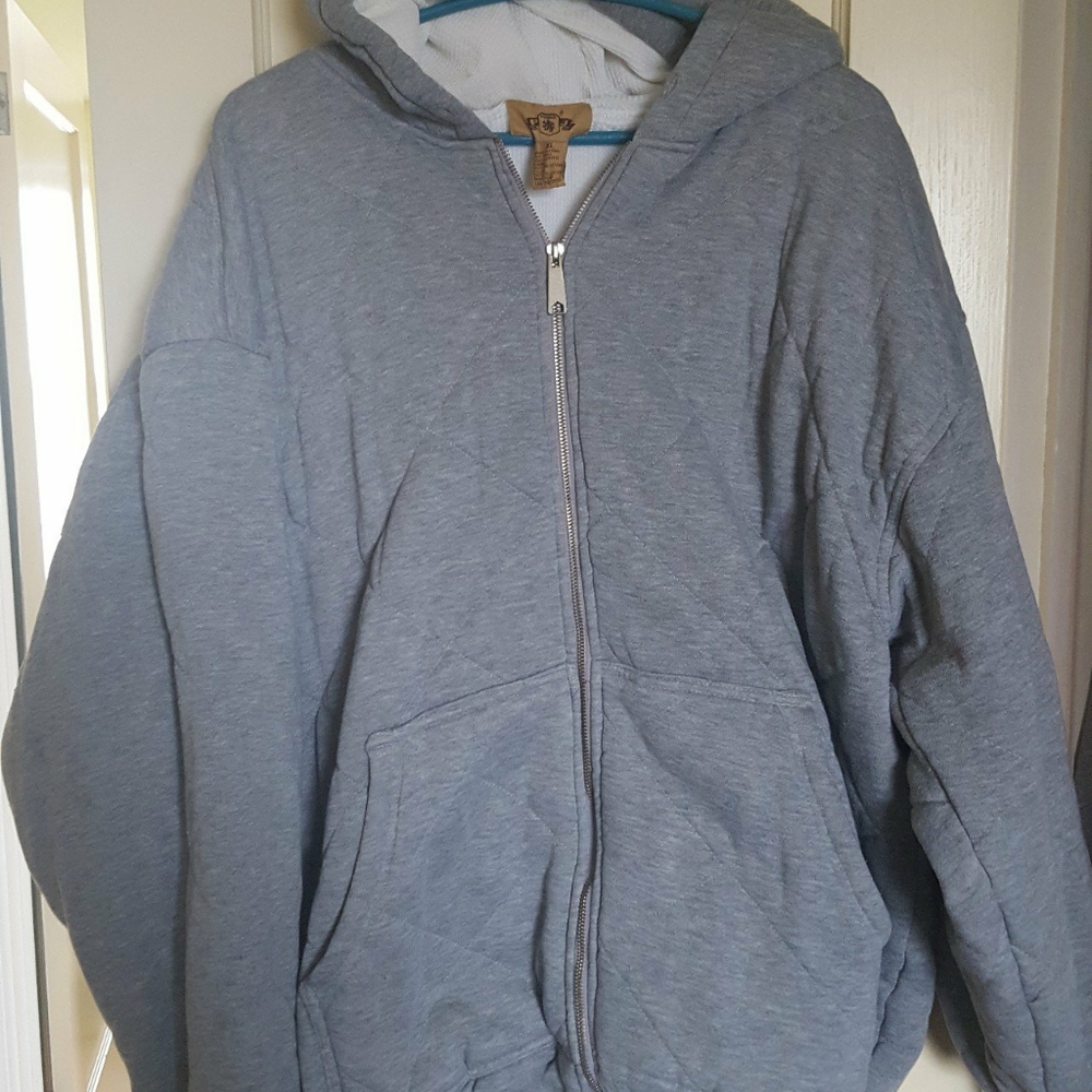 Grey puffy jacket